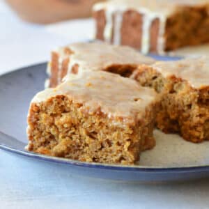 a plate of gingerbread cake slices