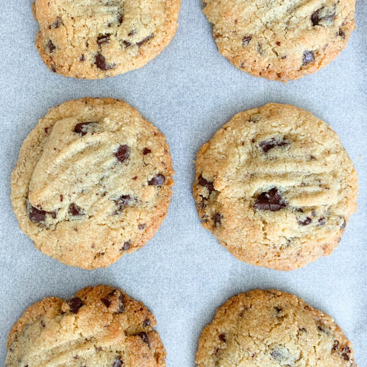 almond flour chocolate chip cookies