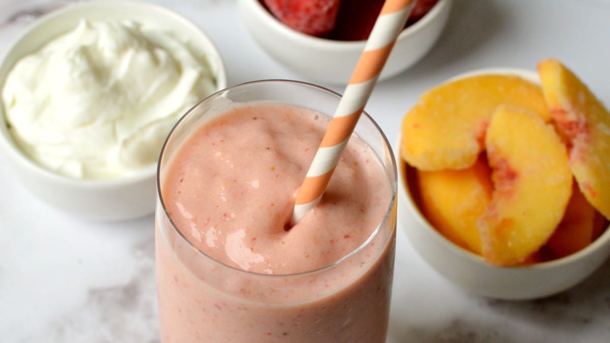 strawberry peach smoothie