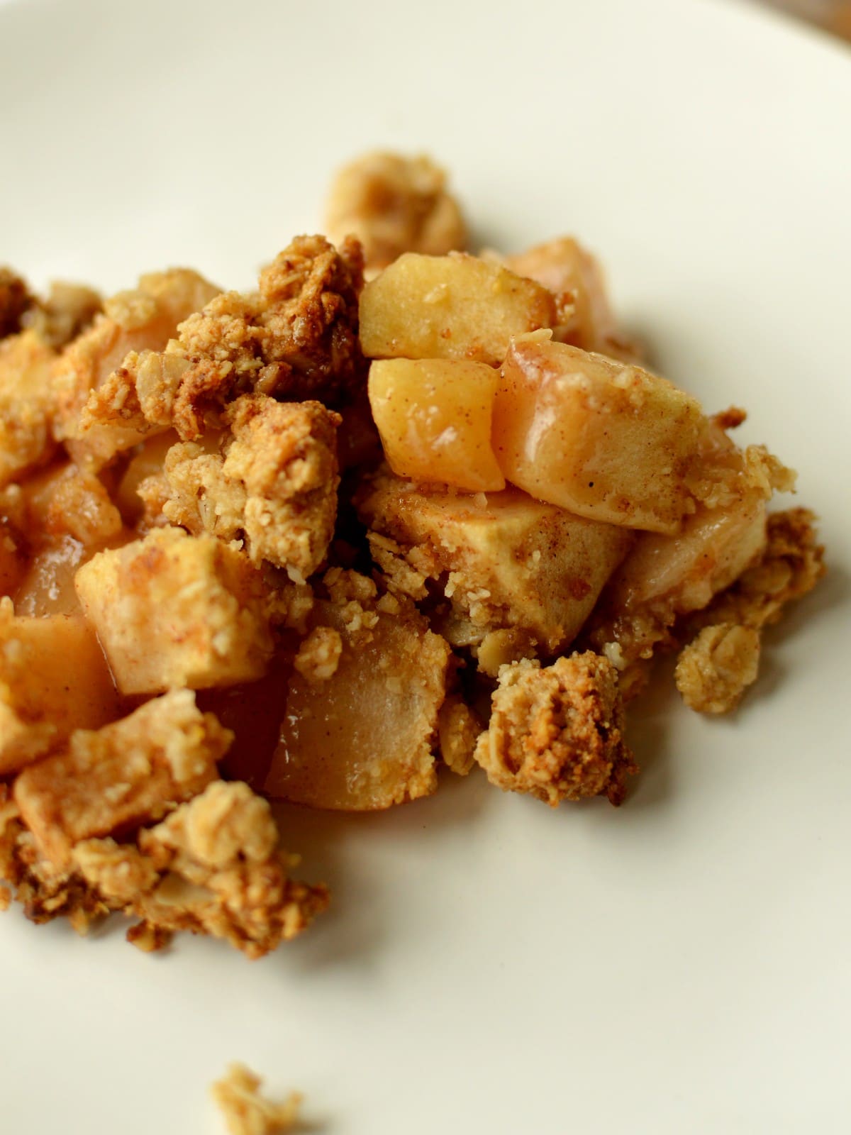 close up of apple crumble
