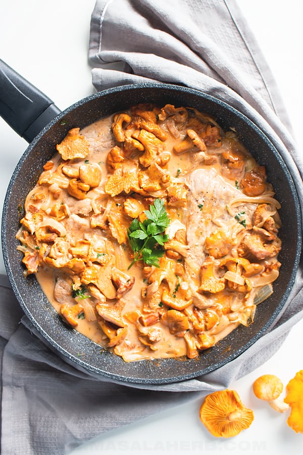 chanterelle mushrooms in a cream sauce