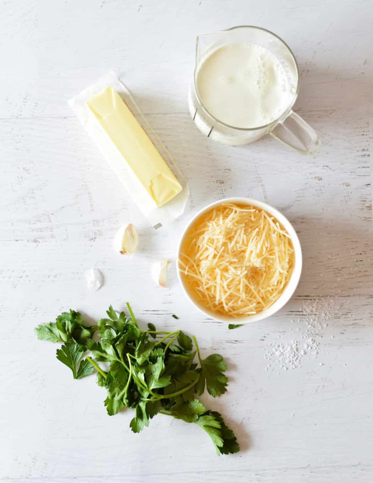 Alfredo Sauce with Half & Half caramel and cashews