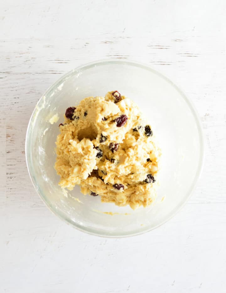 Dried Cherry Cookies caramel and cashews