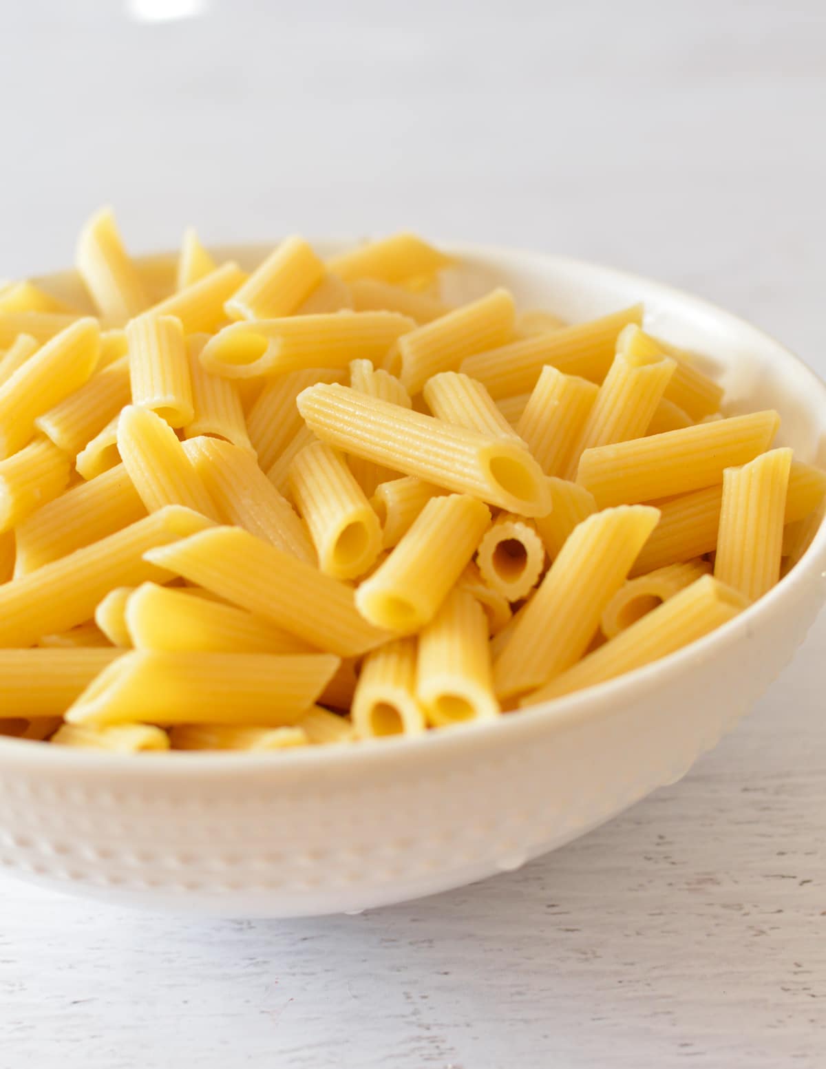 cooked pasta in a bowl.