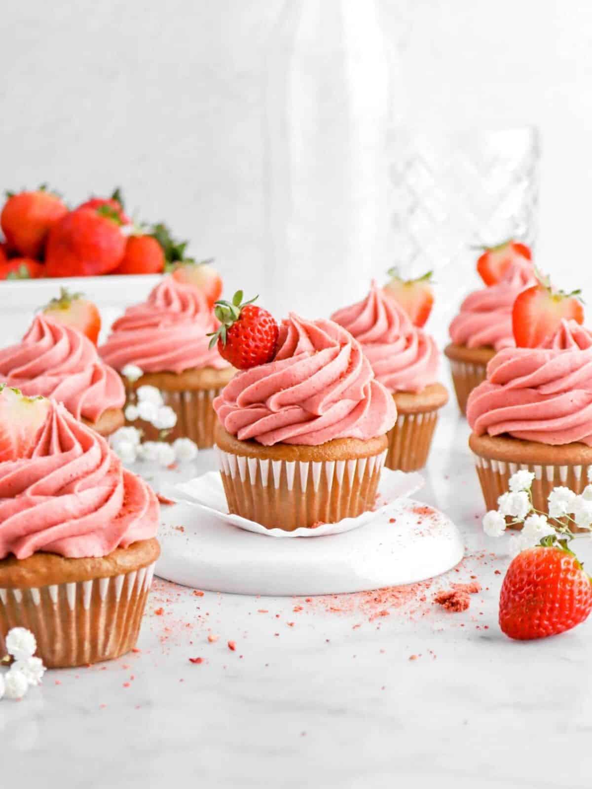 strawberry cupcakes with strawberry frosting