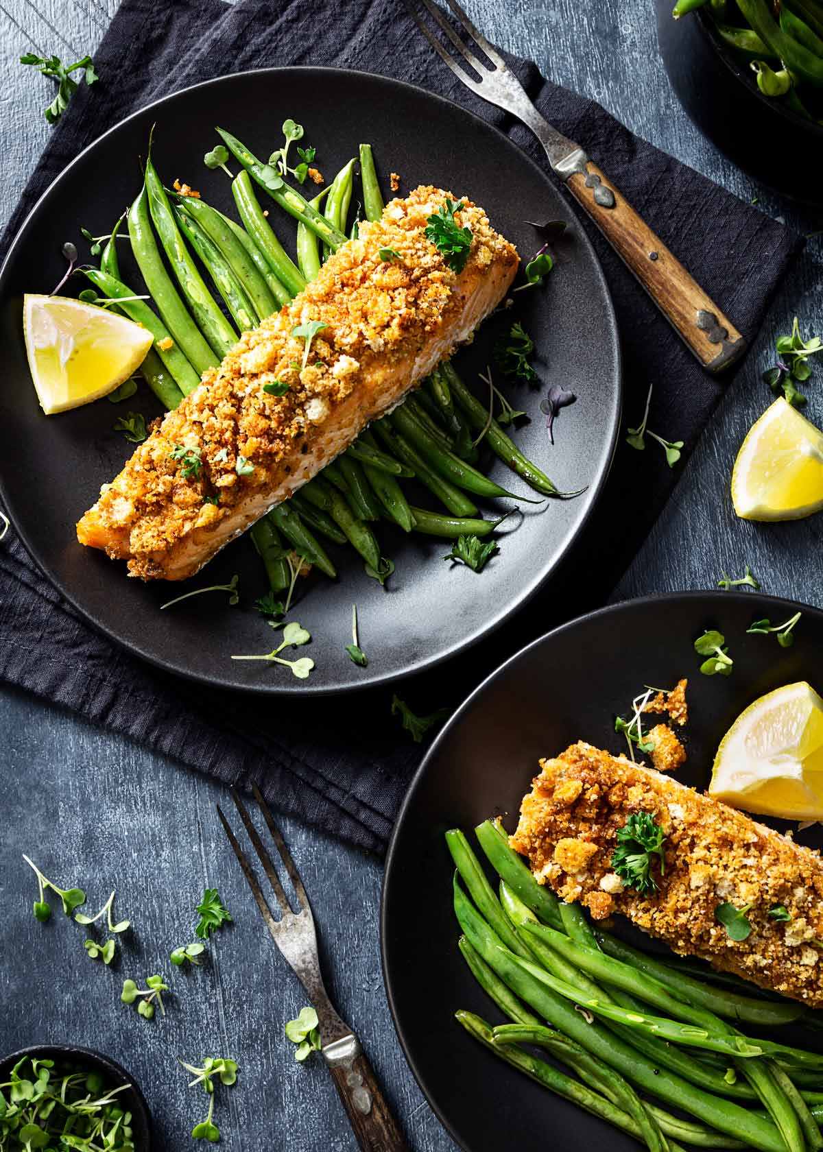 parmesan crusted salmon on green beans. 