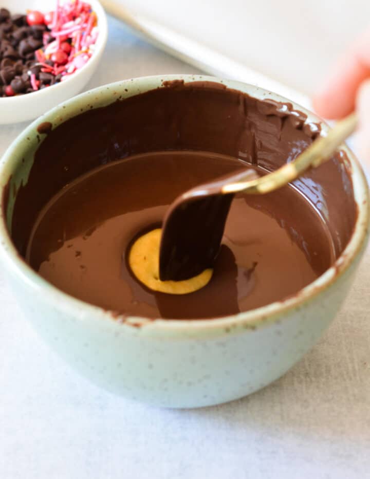 Chocolate Dipped Ritz Cookies - caramel and cashews