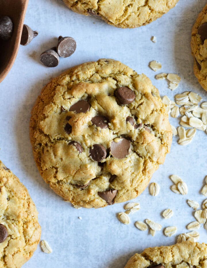 Brown Butter Chocolate Chip Cookies - Caramel And Cashews