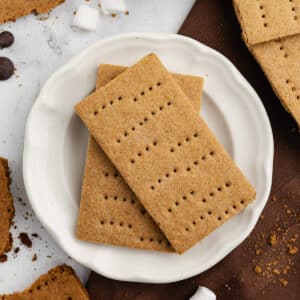 a plate of two graham crackers
